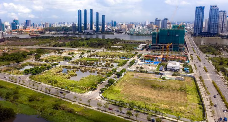 Mức đấu giá khởi điểm của 4 lô đất Thủ Thiêm là 5.300 tỷ đồng Mức đấu giá khởi điểm của 4 lô đất Thủ Thiêm là 5.300 tỷ đồng