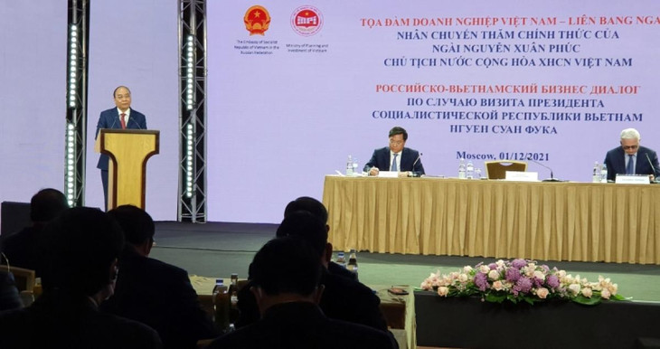 Chủ tịch nước Nguyễn Xuân Phúc phát biểu tại Tọa đàm doanh nghiệp Việt Nam-Nga.