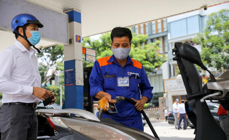 Giá xăng ngày 10/12 có thể giảm mạnh