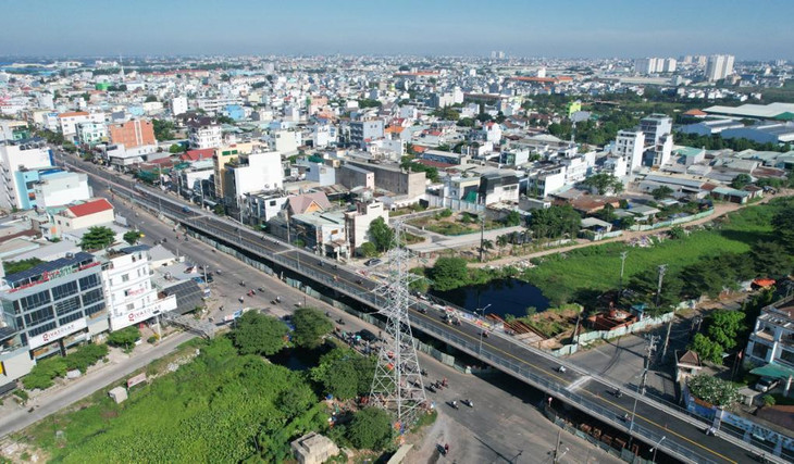 Nhánh cầu Bưng nối hai quận Bình Tân, Tân Phú thông xe vào ngày 5/12