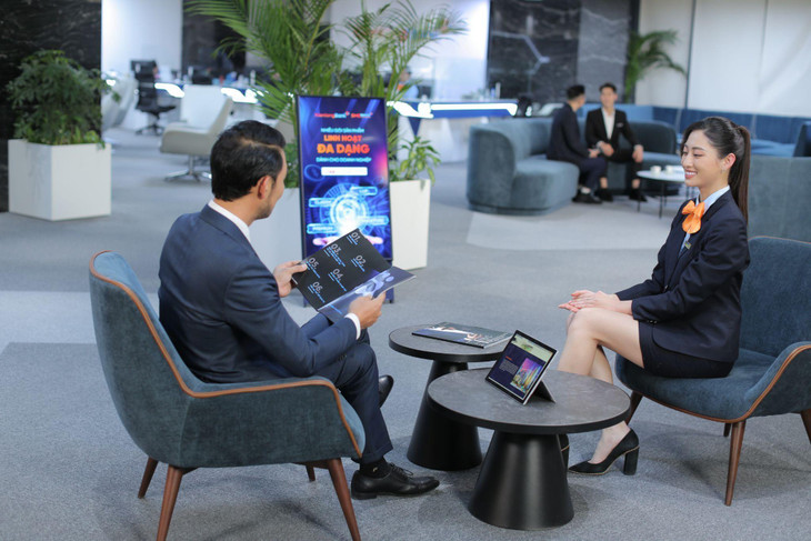 Không gian sang trọng tại văn phòng giao dịch chi nhánh Phạm Hùng Không gian sang trọng tại văn phòng giao dịch chi nhánh Phạm Hùng