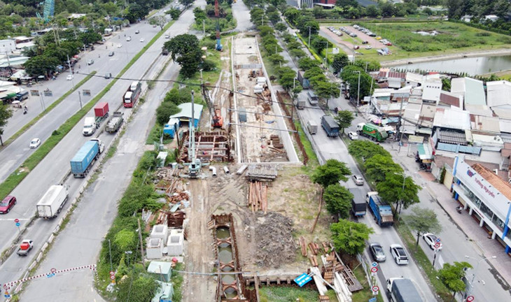 Công trường dự án hầm chui Nguyễn Văn Linh - Nguyễn Hữu Thọ