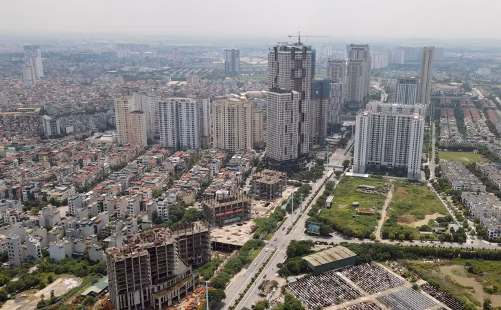 Dự án Usilk City (Hà Đông) bỏ hoang cả chục năm Dự án Usilk City (Hà Đông) bỏ hoang cả chục năm