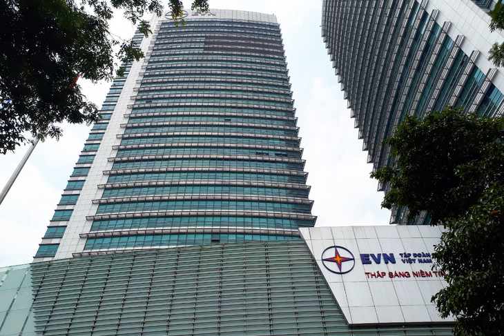 Vì khoản lỗ gần 1 tỷ USD của EVN, lợi nhuận trước thuế của 19 tập đoàn, tổng công ty năm nay giảm Vì khoản lỗ gần 1 tỷ USD của EVN, lợi nhuận trước thuế của 19 tập đoàn, tổng công ty năm nay giảm