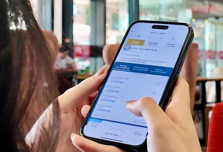 Hành khách làm thủ tục không cần phải xuất trình giấy tờ khi lên tàu bay