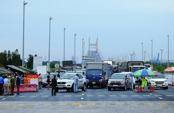 Các chốt kiểm soát ra vào tỉnh Quảng Ninh được dỡ bỏ Các chốt kiểm soát ra vào tỉnh Quảng Ninh được dỡ bỏ