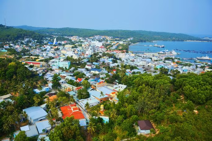 Huyện đảo Phú Quốc đón sự kiện lịch sử khi trở thành TP đảo đầu tiên của Việt Nam