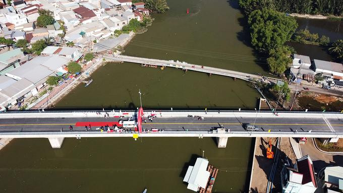 Cầu Phước Lộc hoàn thành, đưa vào khai thác sáng 7/1