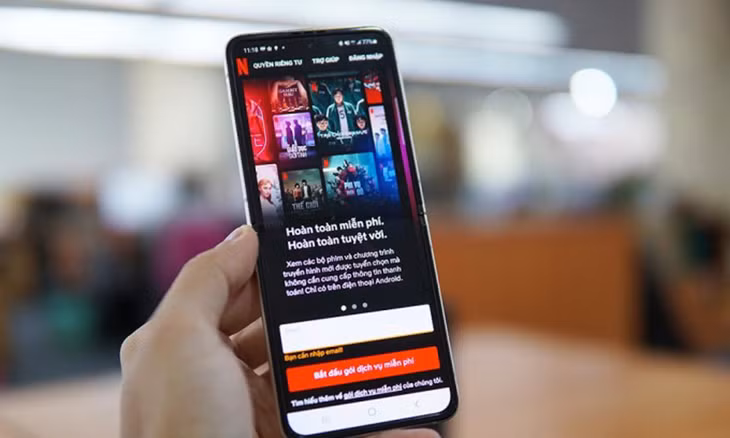 Giao diện Netflix trên điện thoại