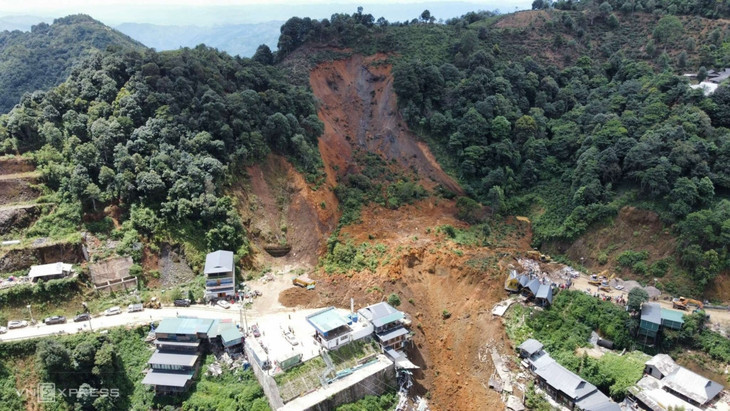 Hiện trường vụ sạt lở ở Tà Xùa sáng 10/8 Hiện trường vụ sạt lở ở Tà Xùa sáng 10/8