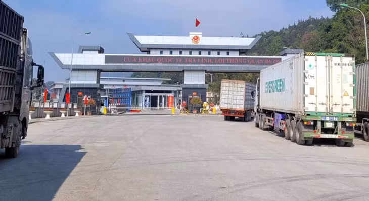 Hàng hóa thông quan qua cửa khẩu quốc tế Trà Lĩnh, Cao Bằng