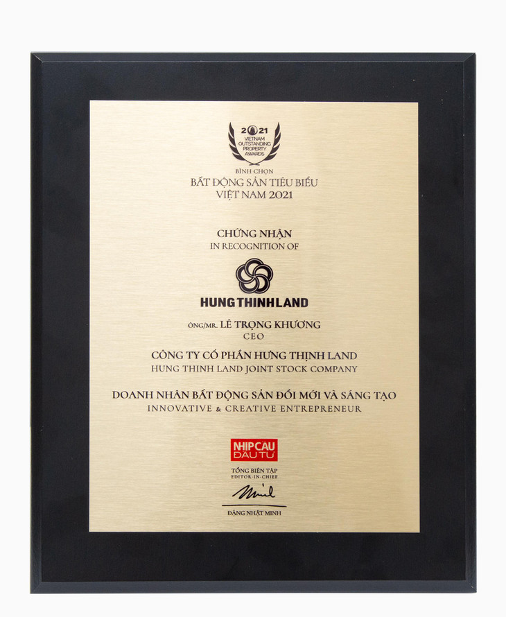 Chứng nhận giải thưởng “Doanh nhân Bất động sản đổi mới và sáng tạo” dành cho ông Lê Trọng Khương