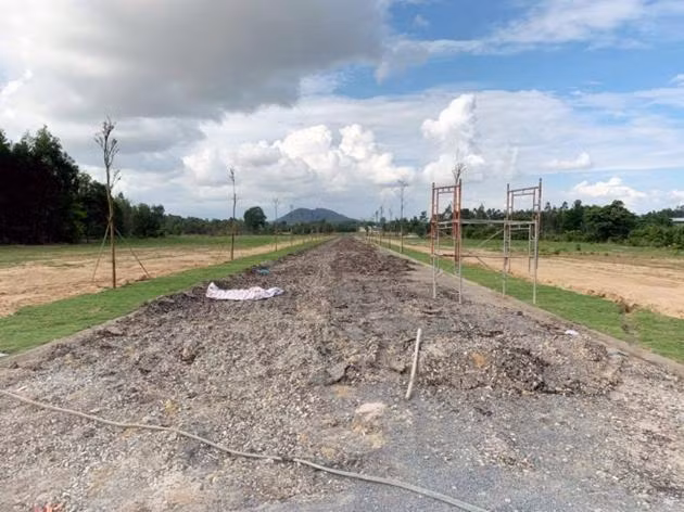 Dự án "ma" Phú Mỹ Eco City 6 đang bị phá bỏ hạ tầng.