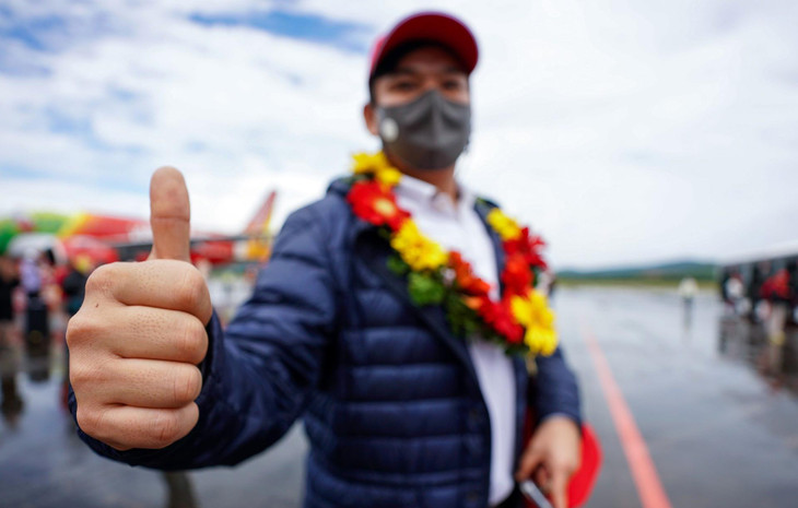 200 du khách Hàn Quốc mang &quot;hộ chiếu vaccine&quot; đầu tiên đến Phú Quốc trưa 20/11.