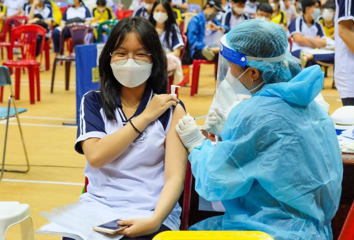 137.724 liều vaccine Pfizer để thực hiện tiêm mũi 1 cho trẻ em 14 tuổi đang học tập, sinh sống trên địa bàn thành phố từ 27/11. Ảnh minh họa