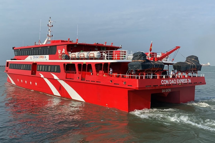 Tàu vận tải hành khách từ Vũng Tàu đi Côn Đảo sẽ hoạt động trở lại từ ngày 2/3 sau 7 tháng tạm ngừng Tàu vận tải hành khách từ Vũng Tàu đi Côn Đảo sẽ hoạt động trở lại từ ngày 2/3 sau 7 tháng tạm ngừng