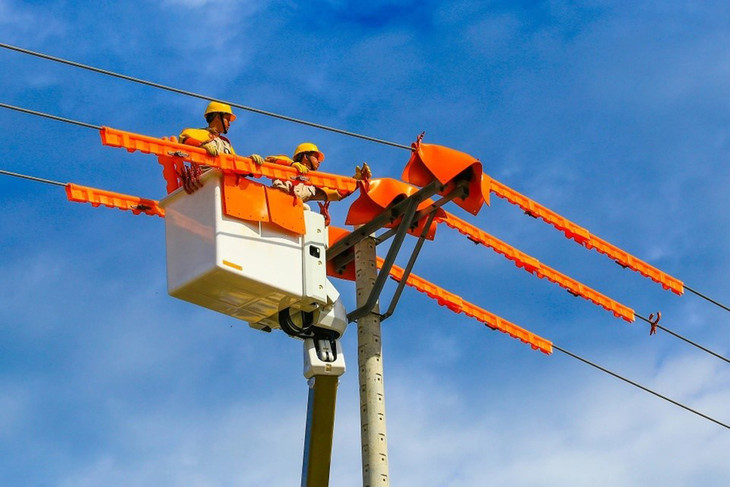 Dự án đường dây 500 kV mạch 3 là dự án trọng điểm, cấp bách