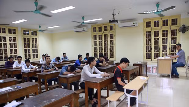 Thí sinh dự thi Trung học phổ thông quốc gia. Ảnh minh họa