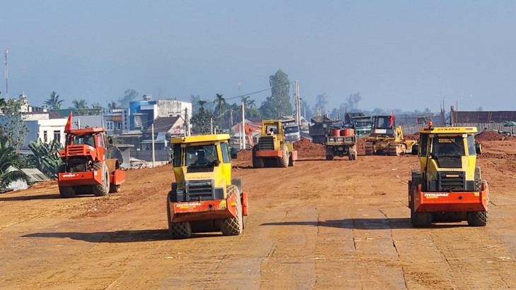 Thi công Dự án thành phần cao tốc Bắc - Nam đoạn Quảng Ngãi - Hoài Nhơn