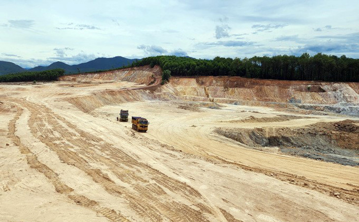 Khu rừng keo tràm bị Công ty cổ phần Lâm nghiệp 1-5 khai thác đất trái phép