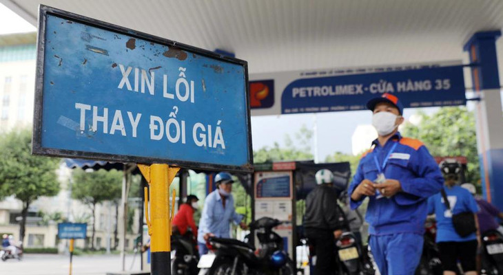 Kể từ 15h chiều ngày 21/2, giá xăng dầu lại đồng loạt tăng mạnh