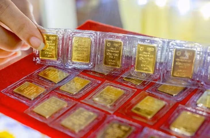 Giá vàng biến động rất mạnh 1 ngày tăng 3 triệu