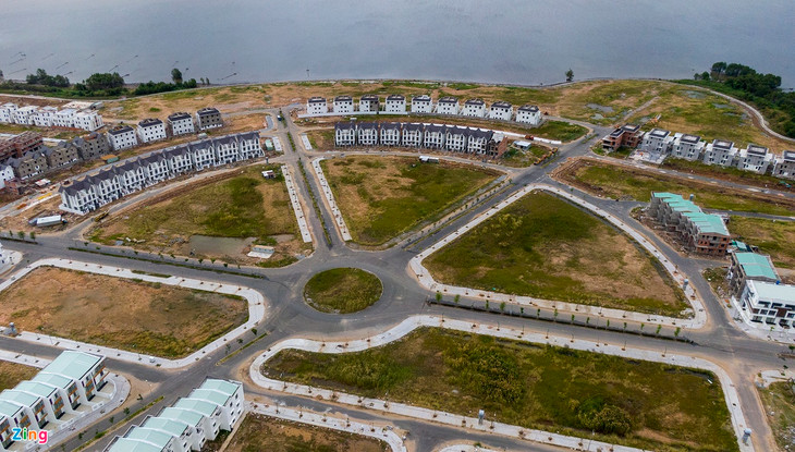 Dự án khởi công vào tháng 4/2015 với quy mô 99,84 ha, tổng vốn đầu tư 1.344 tỷ đồng. Hình thức thi công là lấn biển để xây dựng hạ tầng bất động sản gồm: nhà phố, nhà tái định cư, biệt thự đơn lập, song lập và các công trình công cộng.