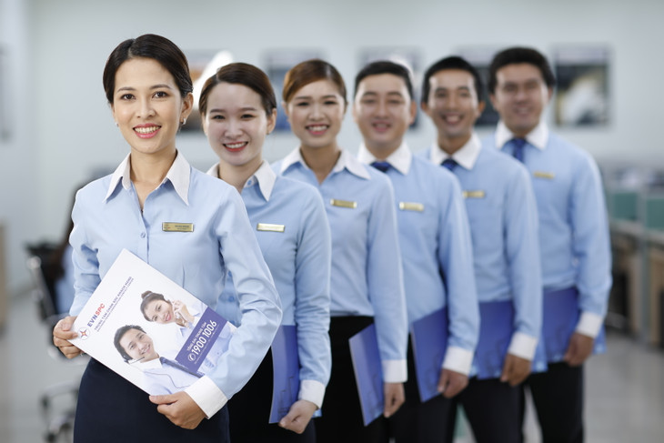 Từ khi mới thành lập với hơn 20 nhân sự, đến nay TTCSKH Điện lực miền Nam đã có 57 nhân viên, đảm bảo các yêu cầu làm việc Từ khi mới thành lập với hơn 20 nhân sự, đến nay TTCSKH Điện lực miền Nam đã có 57 nhân viên, đảm bảo các yêu cầu làm việc