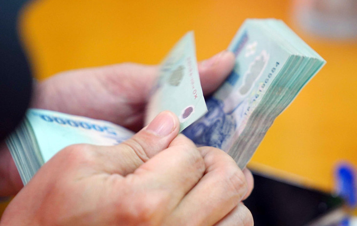 Ngân hàng rà soát việc &quot;muốn vay phải mua bảo hiểm&quot;