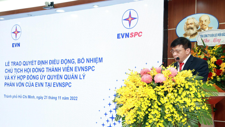 Ông Lê Văn Trang - Chủ tịch HĐTV EVNSPC phát biểu nhận nhiệm vụ