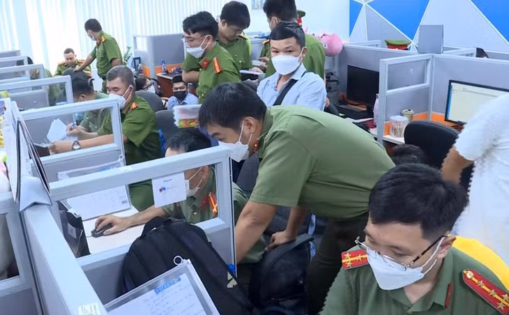 Cảnh sát tìm bằng chứng phạm tội tại Công ty Tài chính Mirae Asset