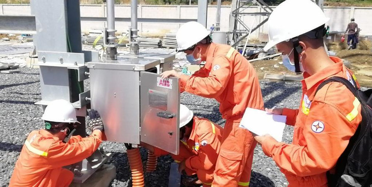 CBCNV Truyền tải điện Khánh Hòa phối hợp nghiệm thu thiết bị nhất thứ, chuẩn bị QLVH Trạm biến áp 500 kV Vân Phong