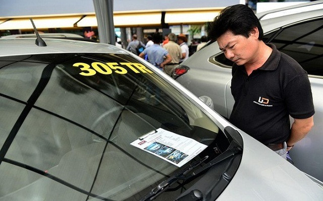 Ô tô giá rẻ cũng được rao bán ồ ạt