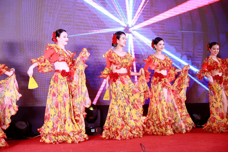 Tiết mục múa Flamenco Tiết mục múa Flamenco