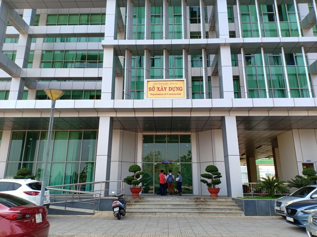 Sở Xây dựng tỉnh BRVT cấp giấy phép cho phép xây dựng 33 tầng, 2 tầng hầm, tầng kỹ thuật và sân thượng là vượt chiều cao tầng theo quy định.