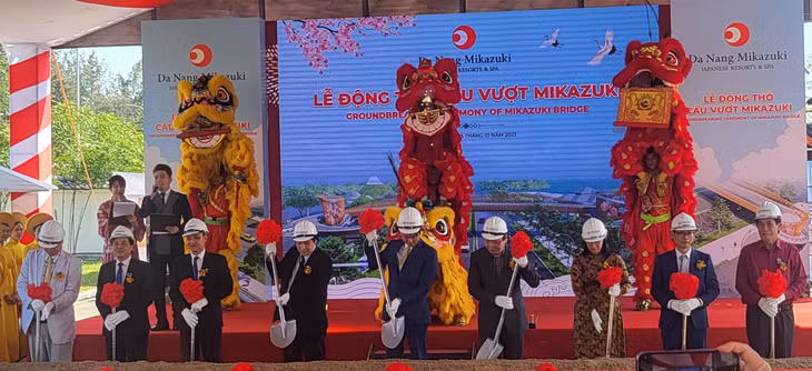 Nghi thức động thổ xây dựng công trình cầu vượt