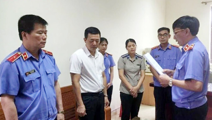 Cơ quan điều tra VKSND Tối cao thi hành lệnh bắt chấp hành viên Trần Thị Hoa