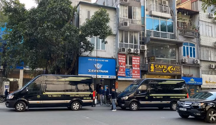 Bộ Giao thông vận tải muốn siết chặt xe hợp đồng trá hình. Ảnh minh họa