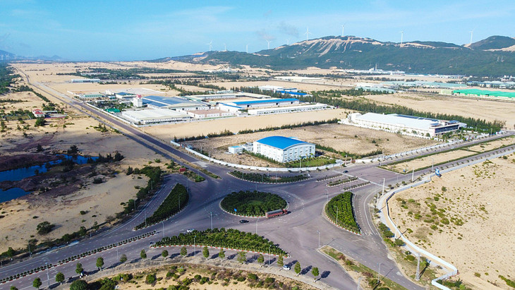 Một góc Khu kinh tế Nhơn Hội (huyện Vân Canh, tỉnh Bình Định) Một góc Khu kinh tế Nhơn Hội (huyện Vân Canh, tỉnh Bình Định)