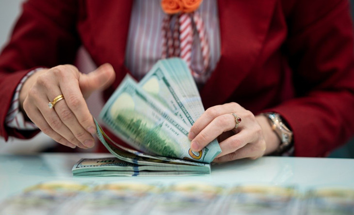 Giá bán USD trên kênh ngân hàng thương mại đã vượt mốc 25.500 đồng/USD