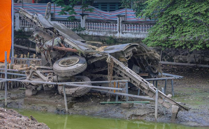Chiếc máy bay B52 cuối cùng bị bắn hạ ngày 27/12/1972 (quận Ba Đình, Hà Nội), trong chiến dịch 12 ngày đêm, cũng là chiếc duy nhất rơi ngay giữa lòng Hà Nội