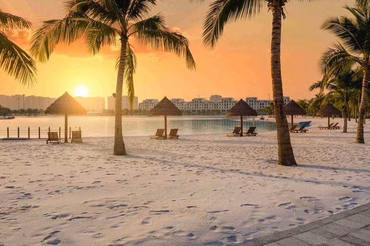 Ngoài hệ sinh thái tiện ích tiêu chuẩn quốc tế, Vinhomes Ocean Park sở hữu không gian nghỉ dưỡng biển độc nhất giữa lòng Hà Nội