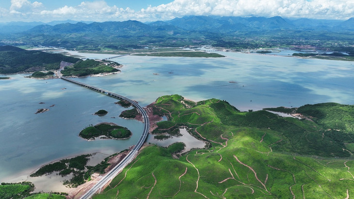 Những công trình giao thông trọng điểm tạo đà cho Móng Cái bứt tốc trở thành khu đô thị hạng 1 Quốc gia, thu hút giới đầu tư vì vị trí chiến lược và hạ tầng không – thủy – bộ phát triển