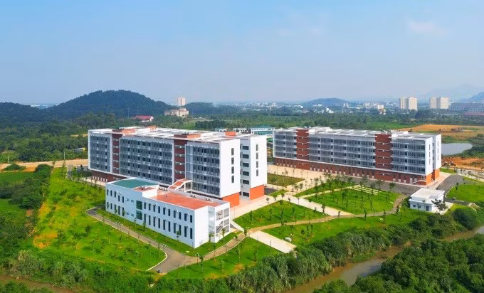 Một góc Đại học Quốc gia Hà Nội tại Hoà Lạc