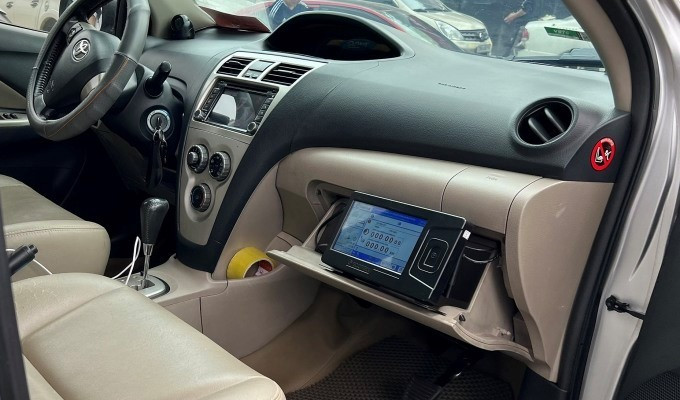 Thiết bị DAT trên xe tập lái