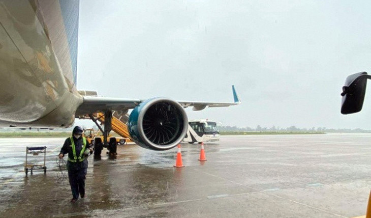 Hàng trăm chuyến bay buộc phải huỷ tránh bão số 1. Ảnh minh họa