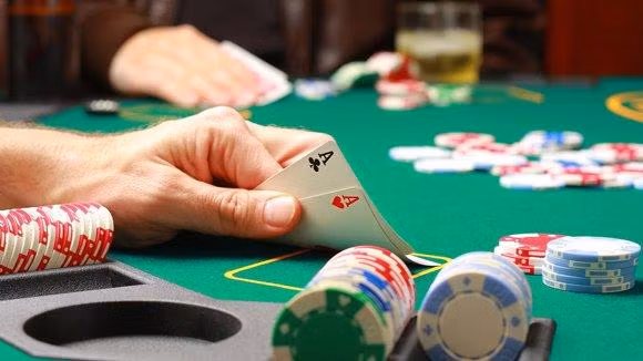 Bộ Tài chính kiến nghị kéo dài thí điểm cho người Việt vào chơi tại casino Phú Quốc (Kiên Giang) thêm hai năm. Ảnh minh họa
