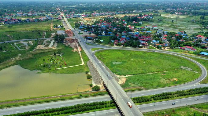 Nút giao Yên Bình trên cao tốc Hà Nội - Thái Nguyên kết nối với đường vành đai 5 thủ đô đang được xây dựng và dự kiến sẽ kết nối với tuyến đường 3.800 tỷ đồng