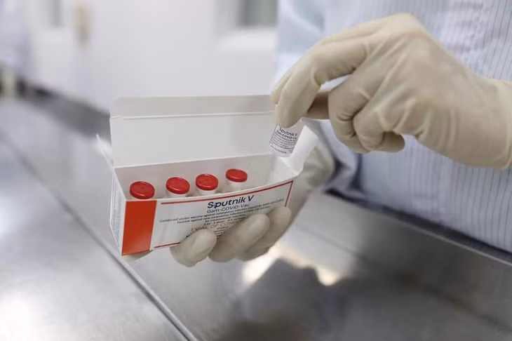 Vaccine Sputnik V được Viện Nghiên cứu Quốc gia về dịch tễ học và vi sinh vật Gamalaya (Nga) phân tích, thẩm định và đánh giá