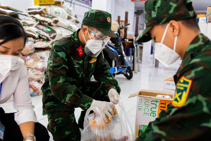 Sản phẩm TH đến với người dân bị ảnh hưởng bởi Covid-19 tại TP.HCM.